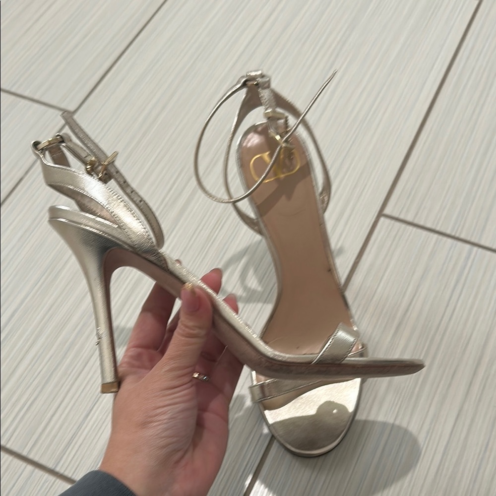 Valentino Champagne gold heels